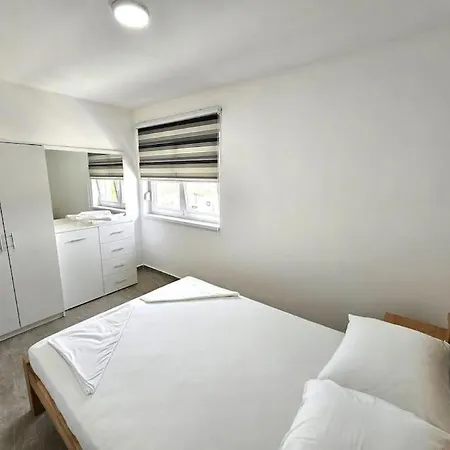 Kovac - 5 Bedroom Private With Pool Willa *