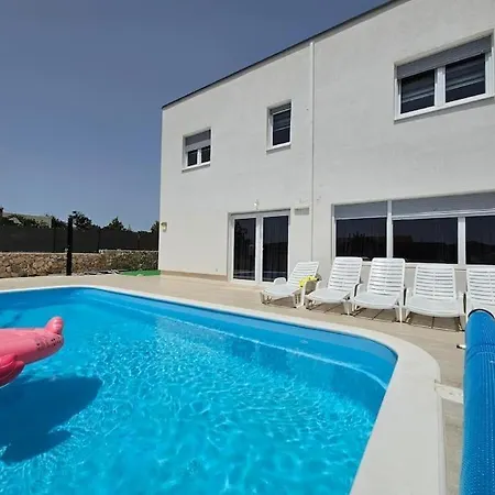 Kovac - 5 Bedroom Private With Pool Willa *